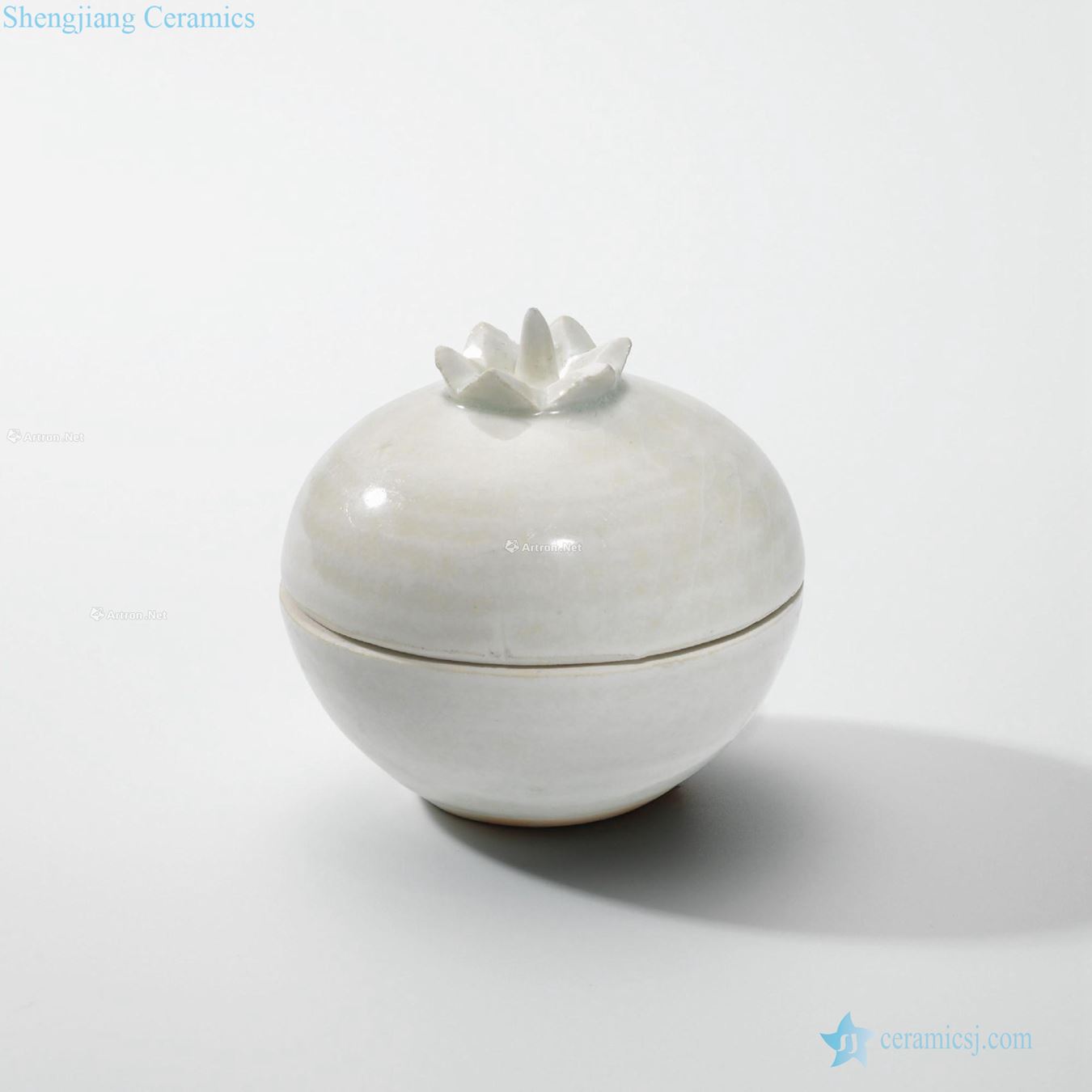 Northern song dynasty Green pomegranate form cover craft box