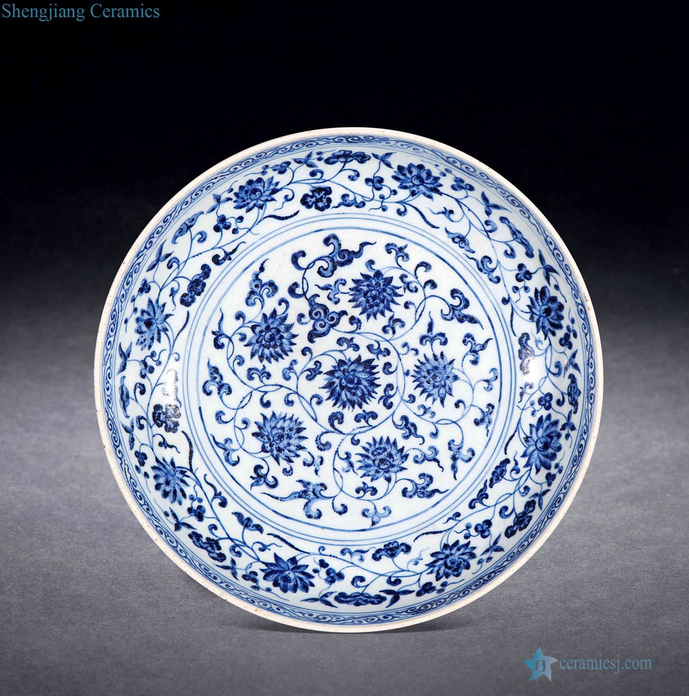 Qing yongzheng Blue and white tie up flower tray