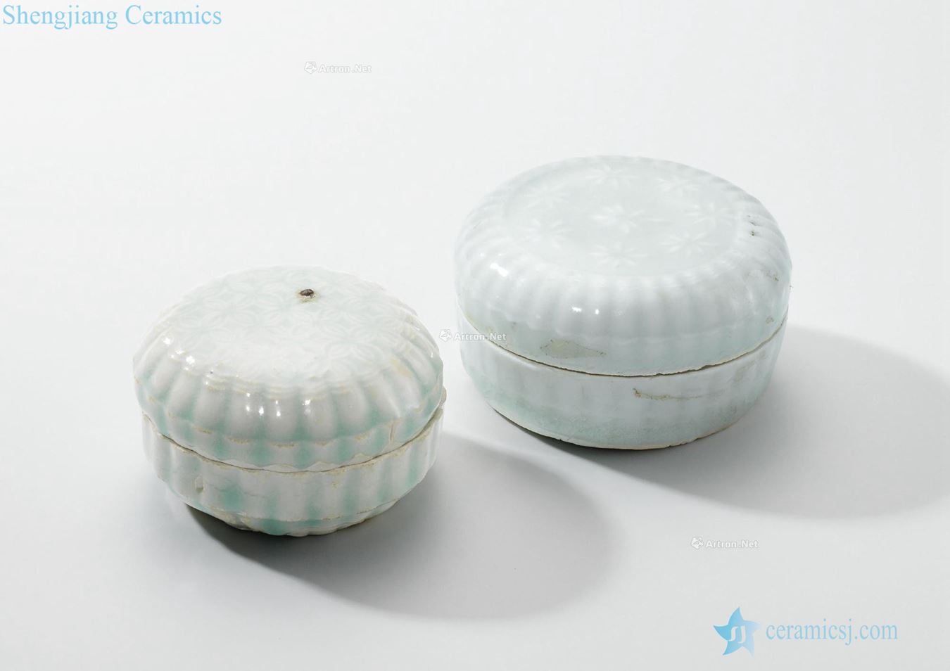 The song dynasty Green chrysanthemum flower grain disc type cover craft boxes (or two)