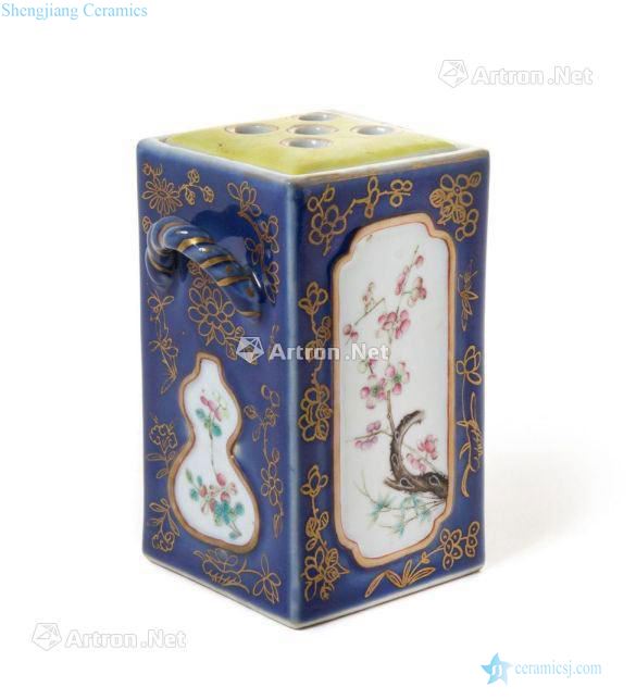 Dajing sprinkles the colour blue ground medallion flowers double girder pen container