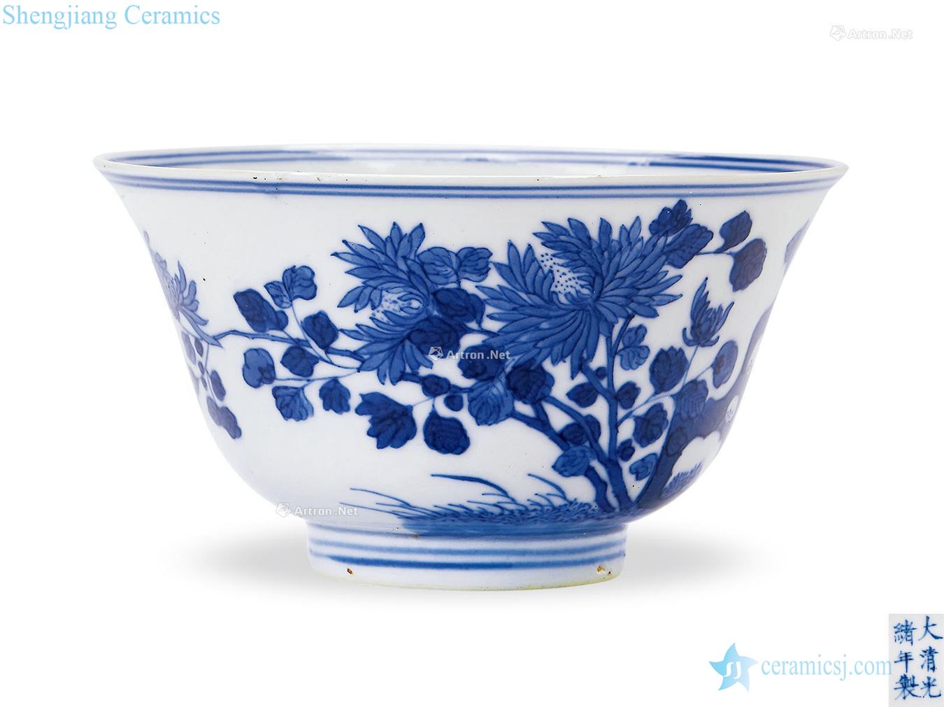 qing Blue and white flower butterfly green-splashed bowls
