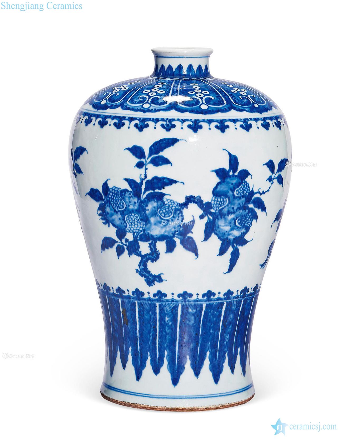 Blue and white "sanduo" mid qing mei bottles