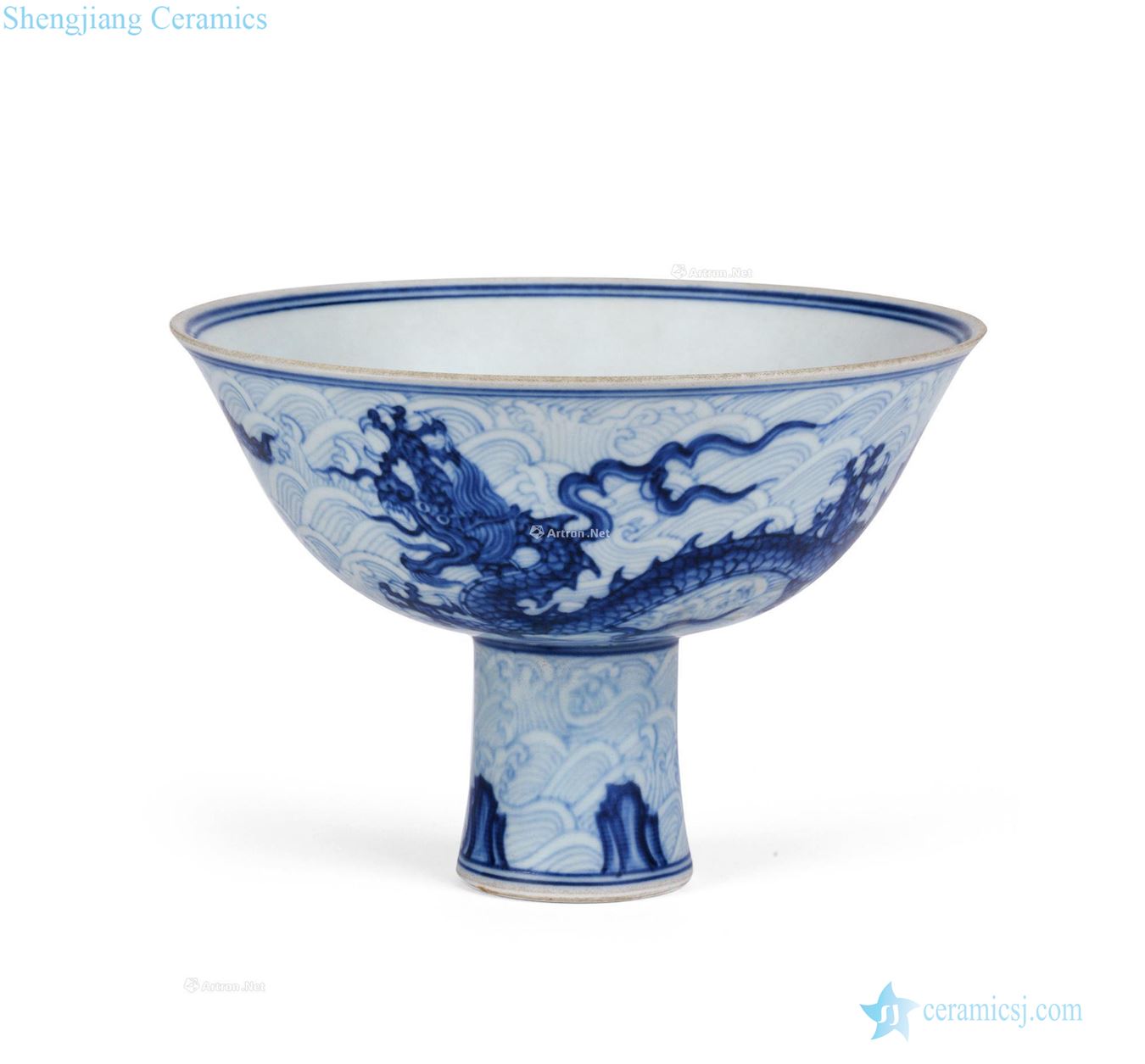 The qing emperor kangxi Blue and white dragon footed bowl