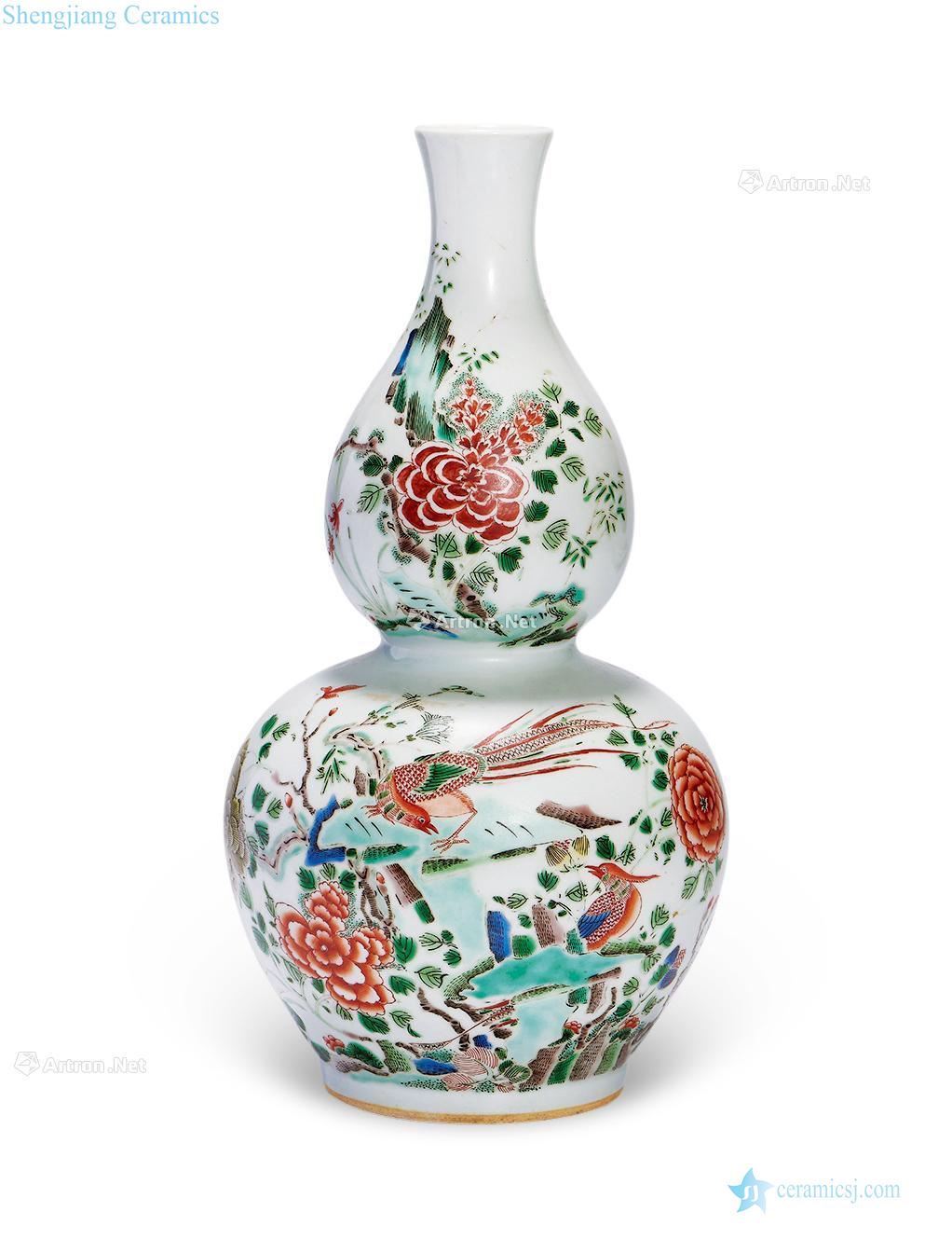 In late qing dynasty Golden pheasant peony gourd bottle