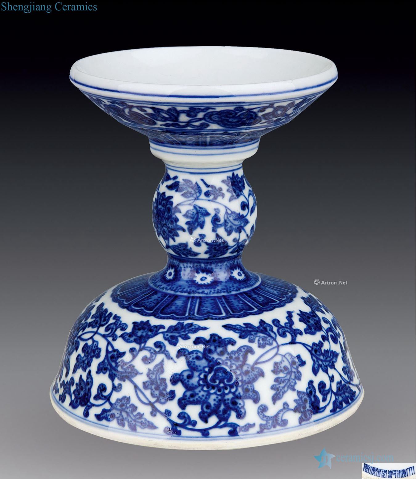 Qing qianlong "qing qianlong year" blue and white footed for plate