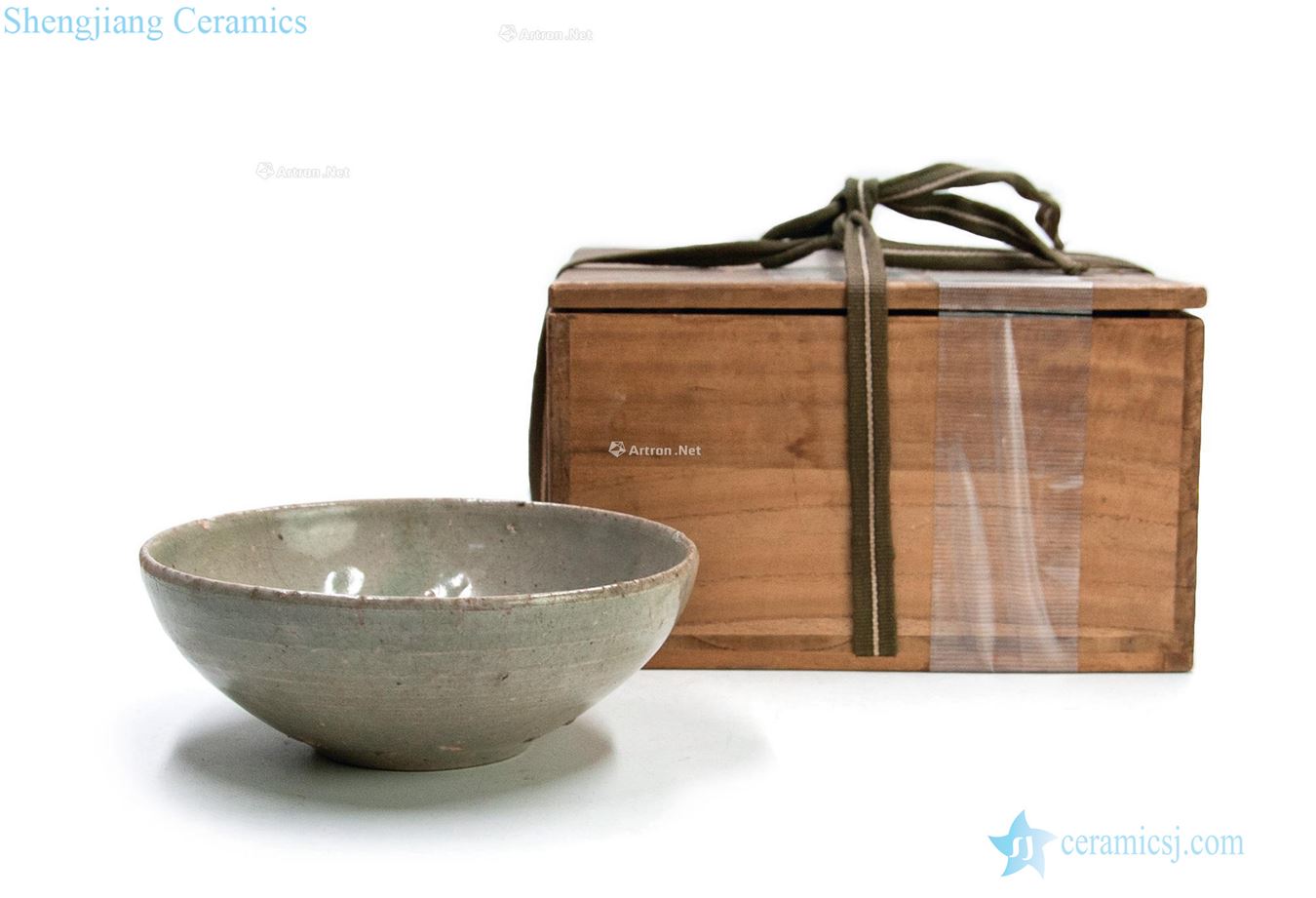Koryo period (918-1392), celadon bowls