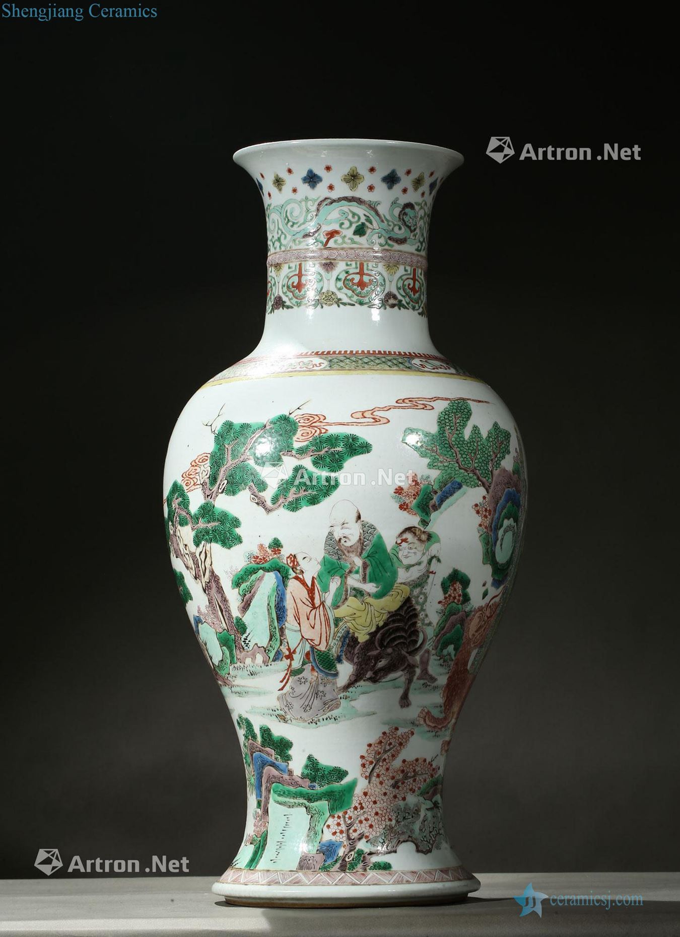 Qing stories show the large bottle of colorful characters