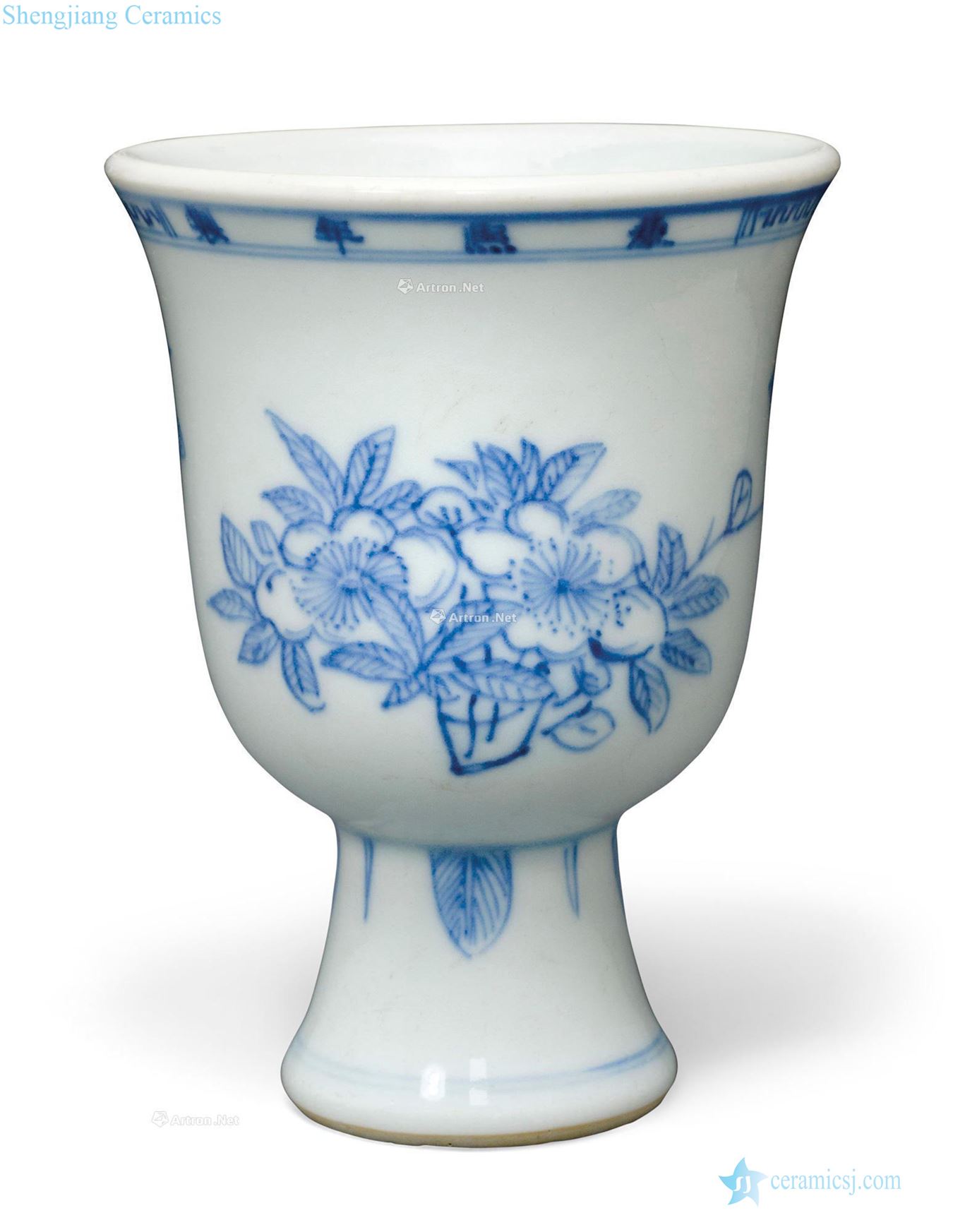 Blue and white bell cup of the reign of emperor kangxi