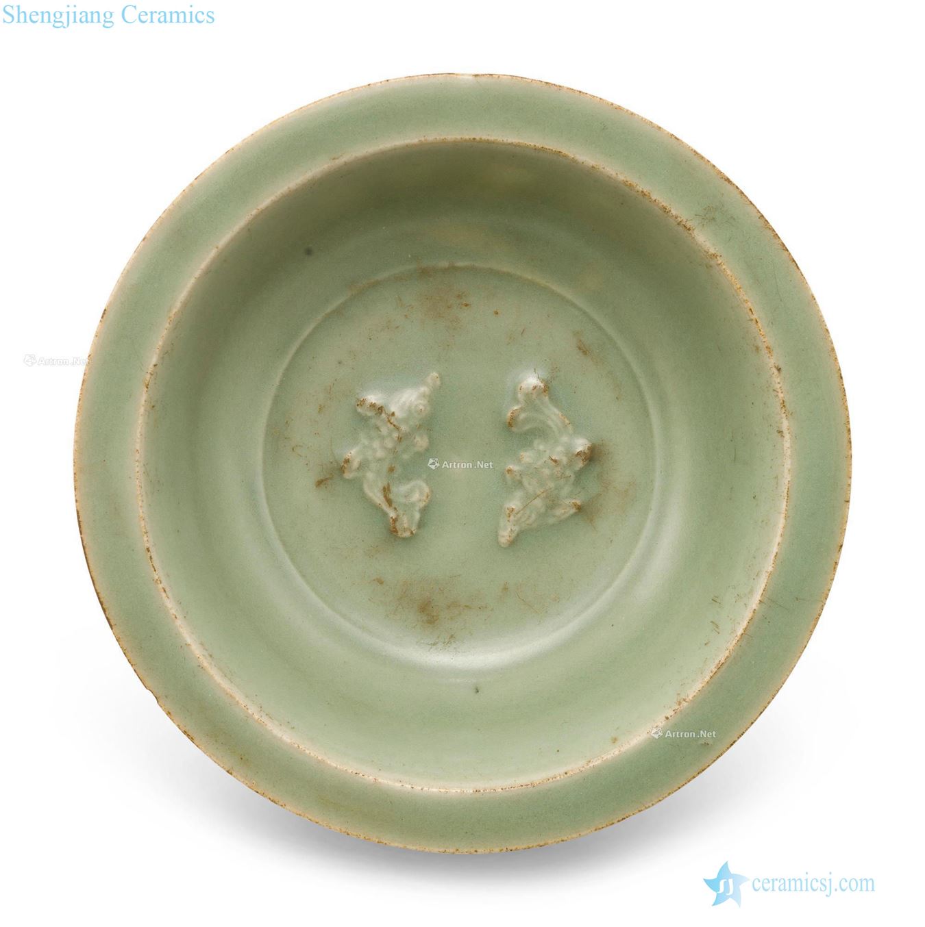 The song dynasty Longquan green glaze Pisces tray