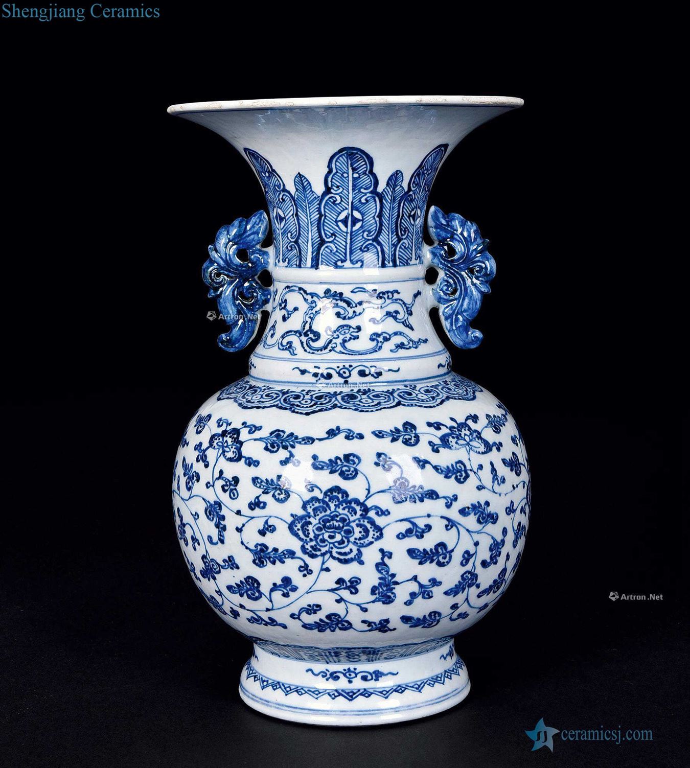 Qing qianlong Blue and white tie up flowers double ears