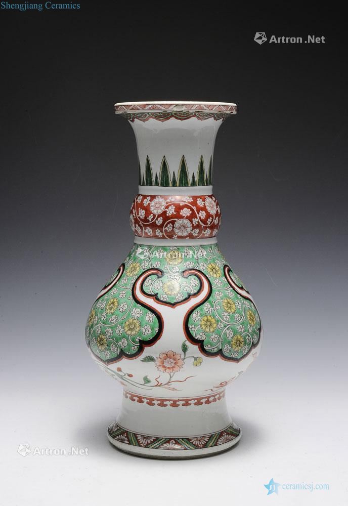 Famille Verte Chinese Export Vase, Kangxi Period