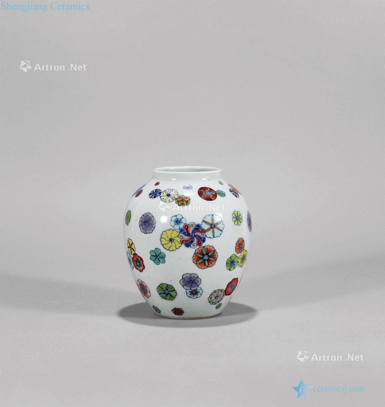 Qing qianlong bucket CaiTuan pattern cans
