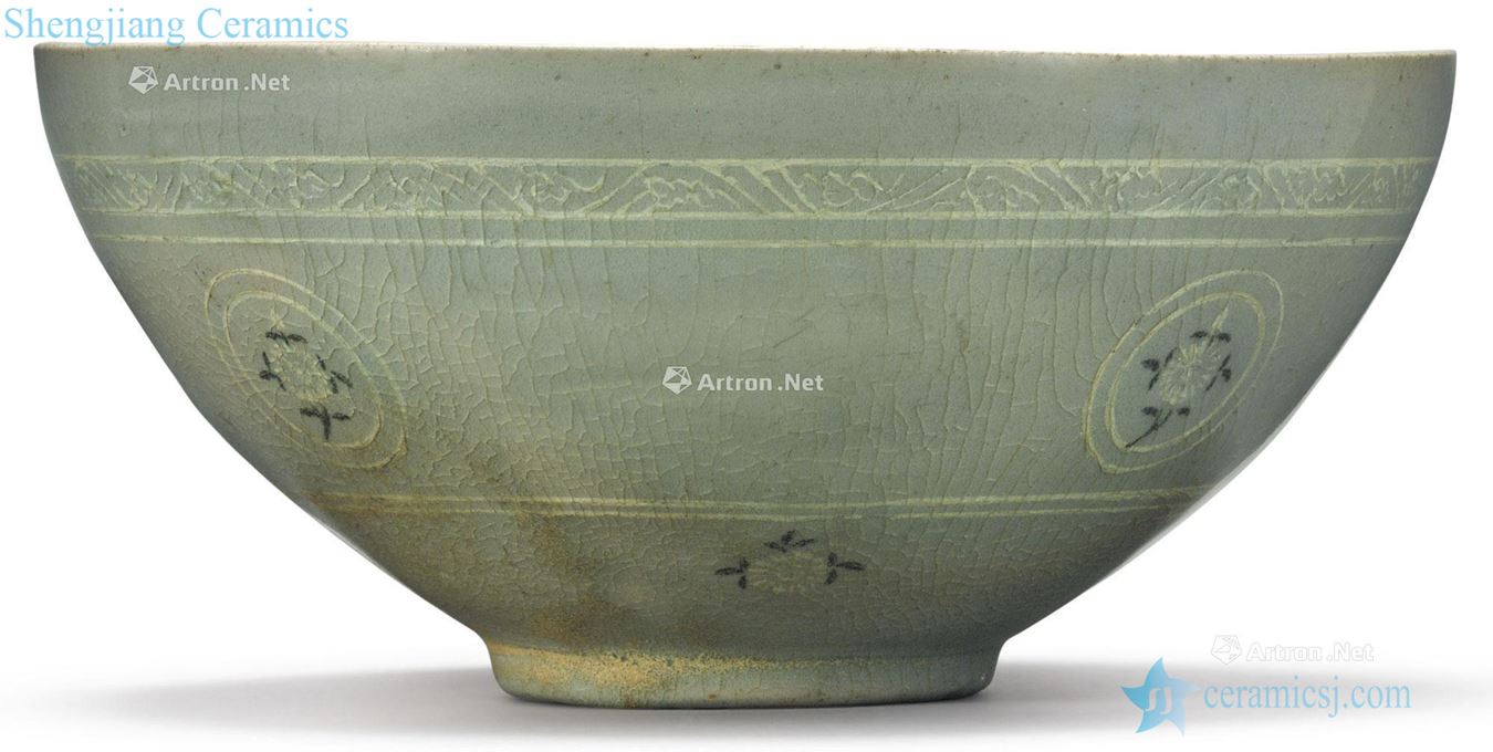 The 12th/13th century koryo dynasty As embedded celadon flower grain 盌 medallion