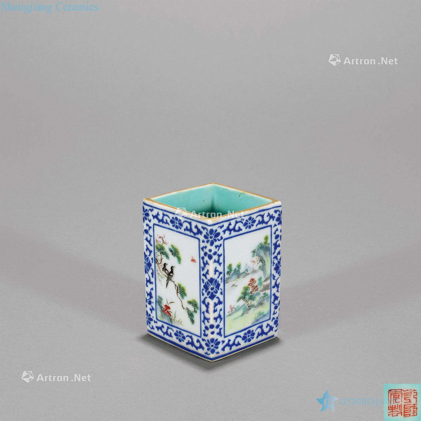 Qing qianlong blue material medallion pastel sifang brush pot
