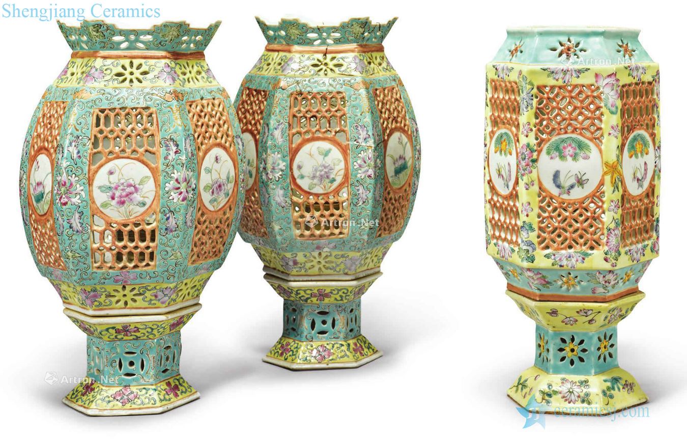 Clear the end of the 19th century Pastel hollow-out medallion figure lanterns flowers (three)