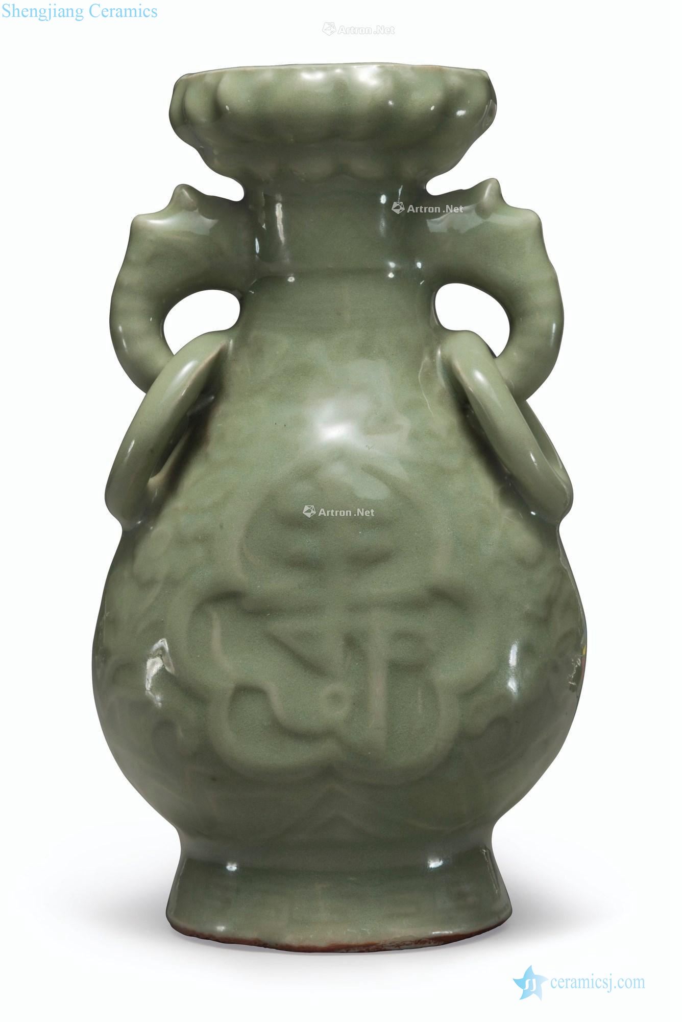 The Ming dynasty, A 14th century LONGQUAN CELADON RING - HANDLED VASE