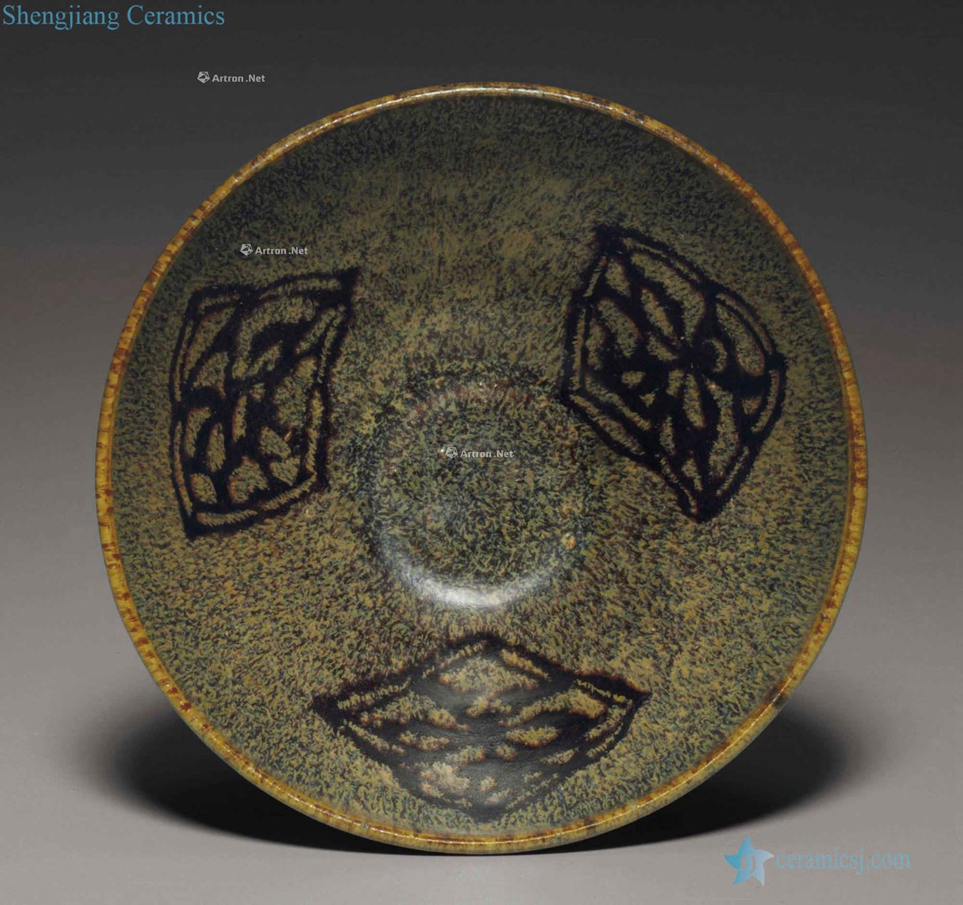 SOUTHERN SONG DYNASTY (1127 ~ 1279), A PAPER - CUT RESIST - DECORATED JIZHOU BOWL