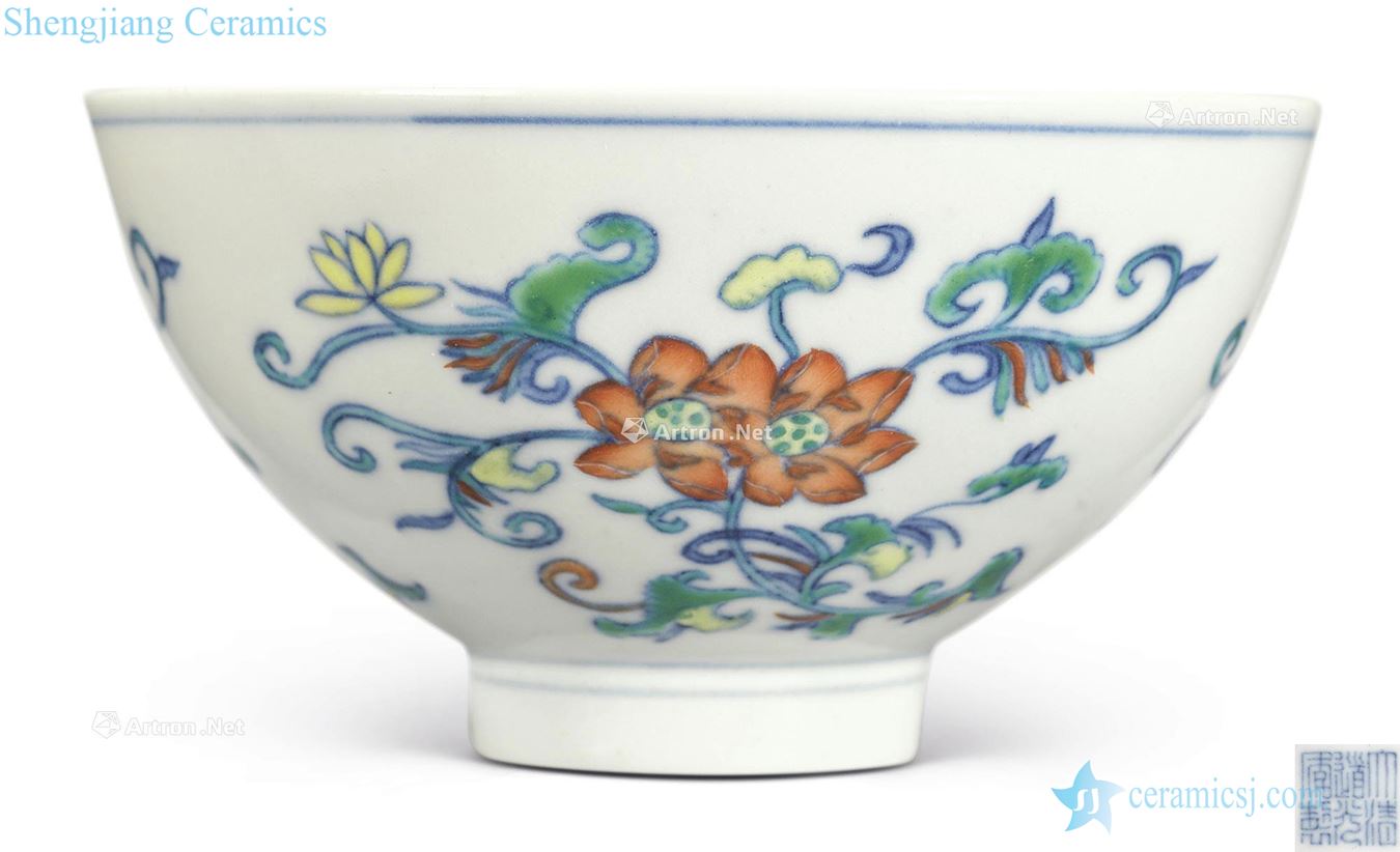 Qing daoguang Lotus grain 盌 bucket color fold branches