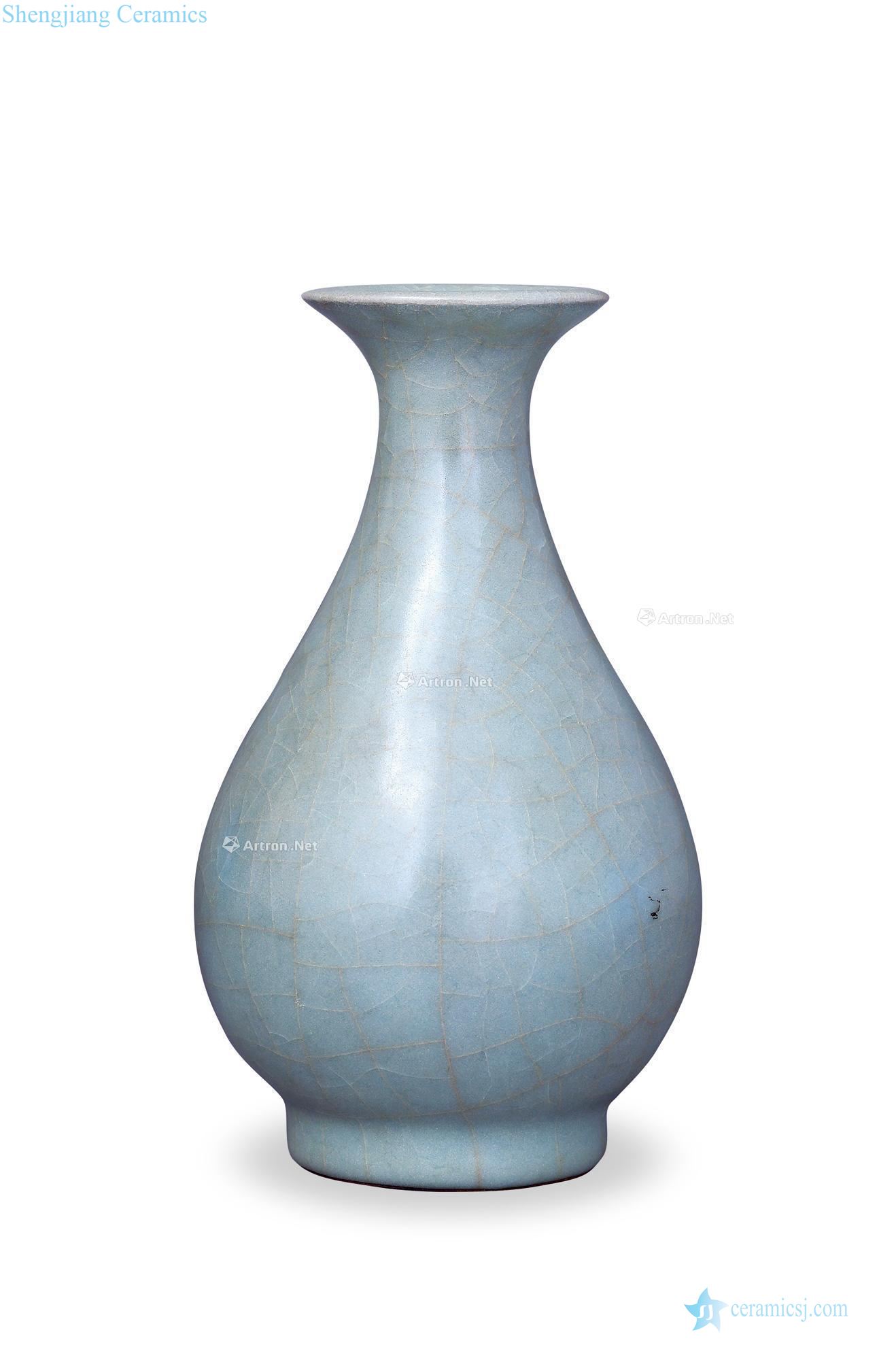 The song dynasty Kiln iron foot okho spring bottle