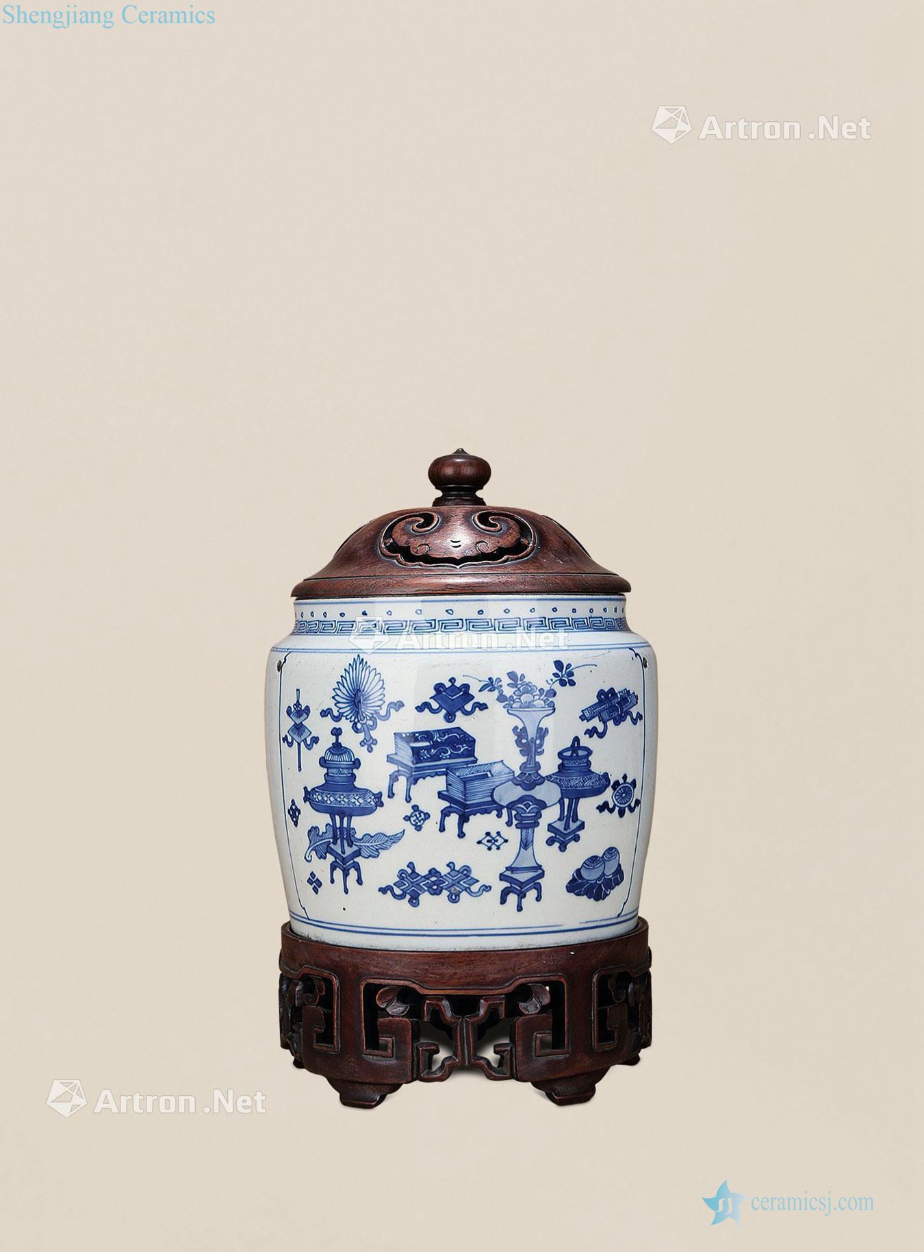 Qing dynasty blue and white antique grain porridge pot