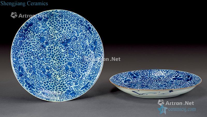 qing Blue and white flower plate (2)