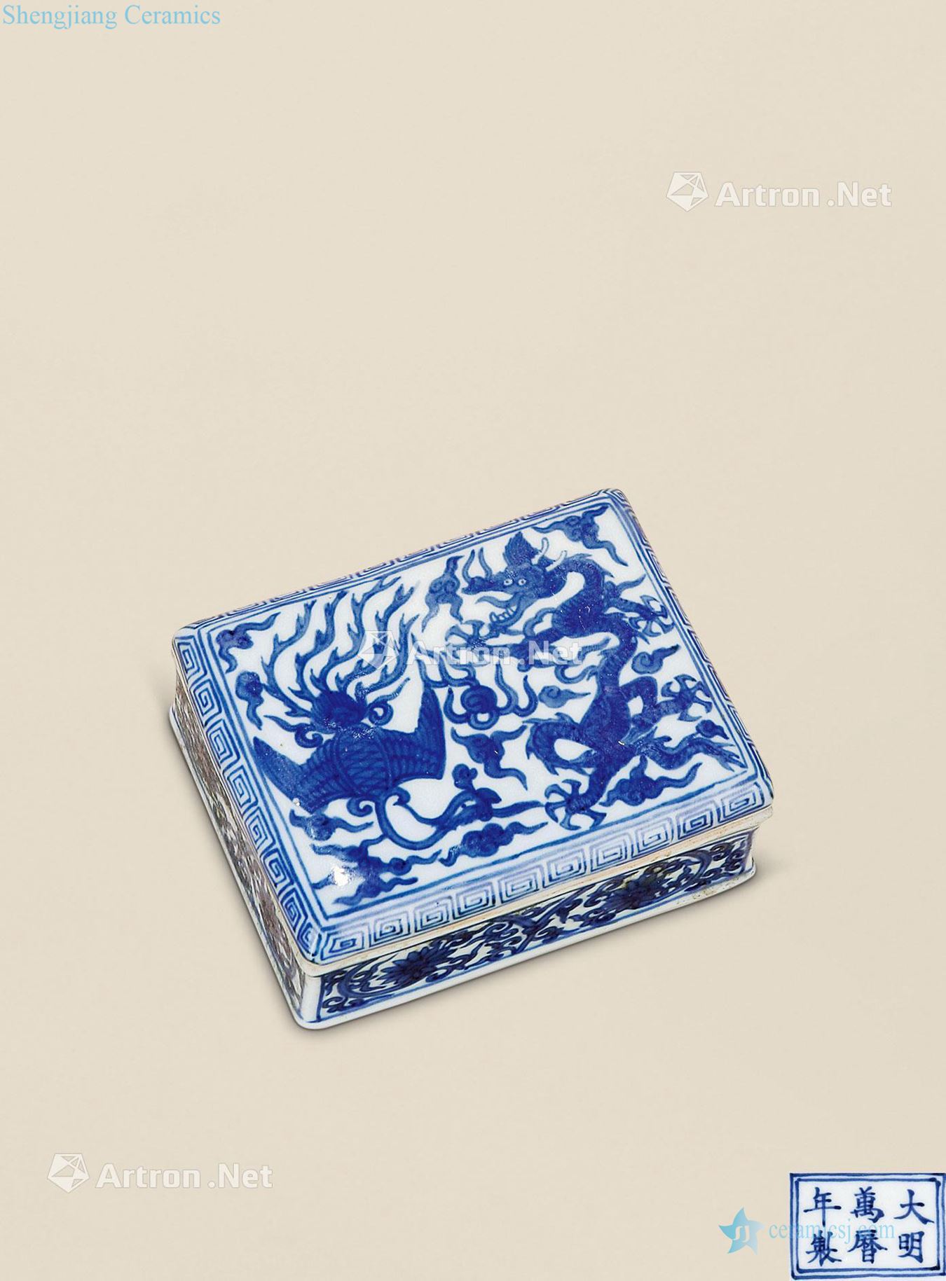qing Blue and white longfeng lines cover box