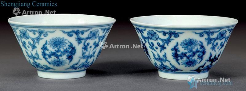 qing Blue and white flower small cup (2)