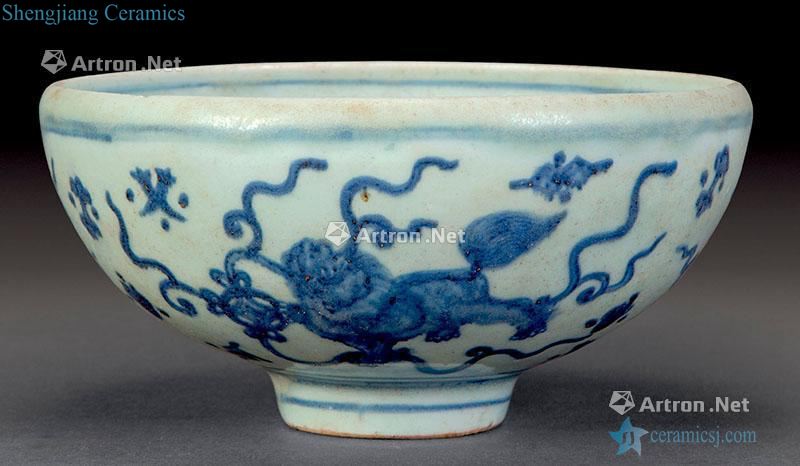 Ming Blue and white lion green-splashed bowls