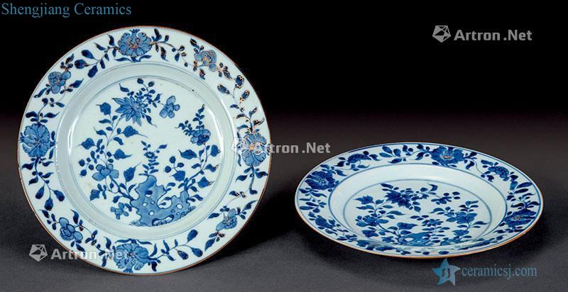 qing Blue and white flower plate (2)