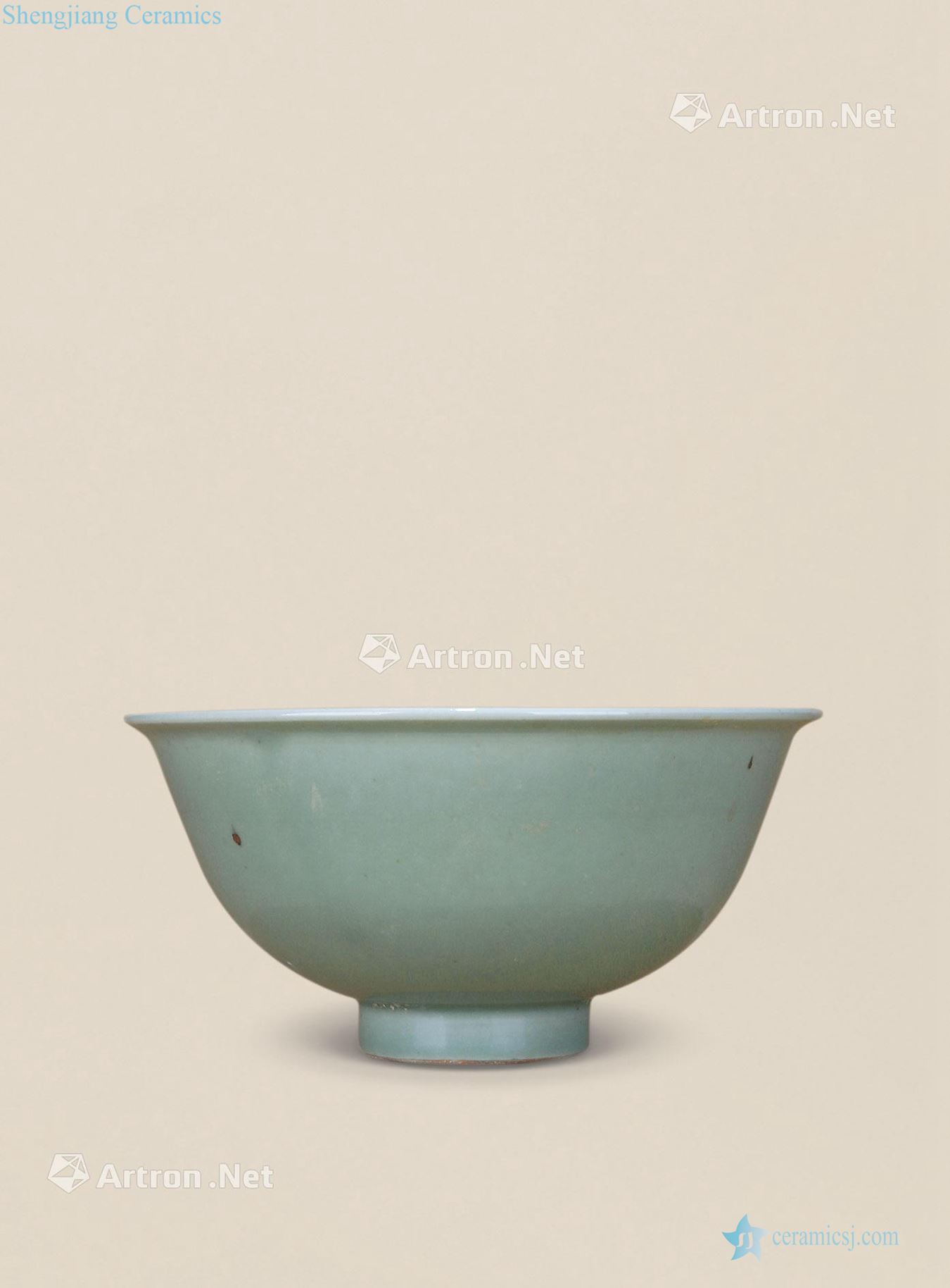 Ming Longquan celadon stamps flower bowls