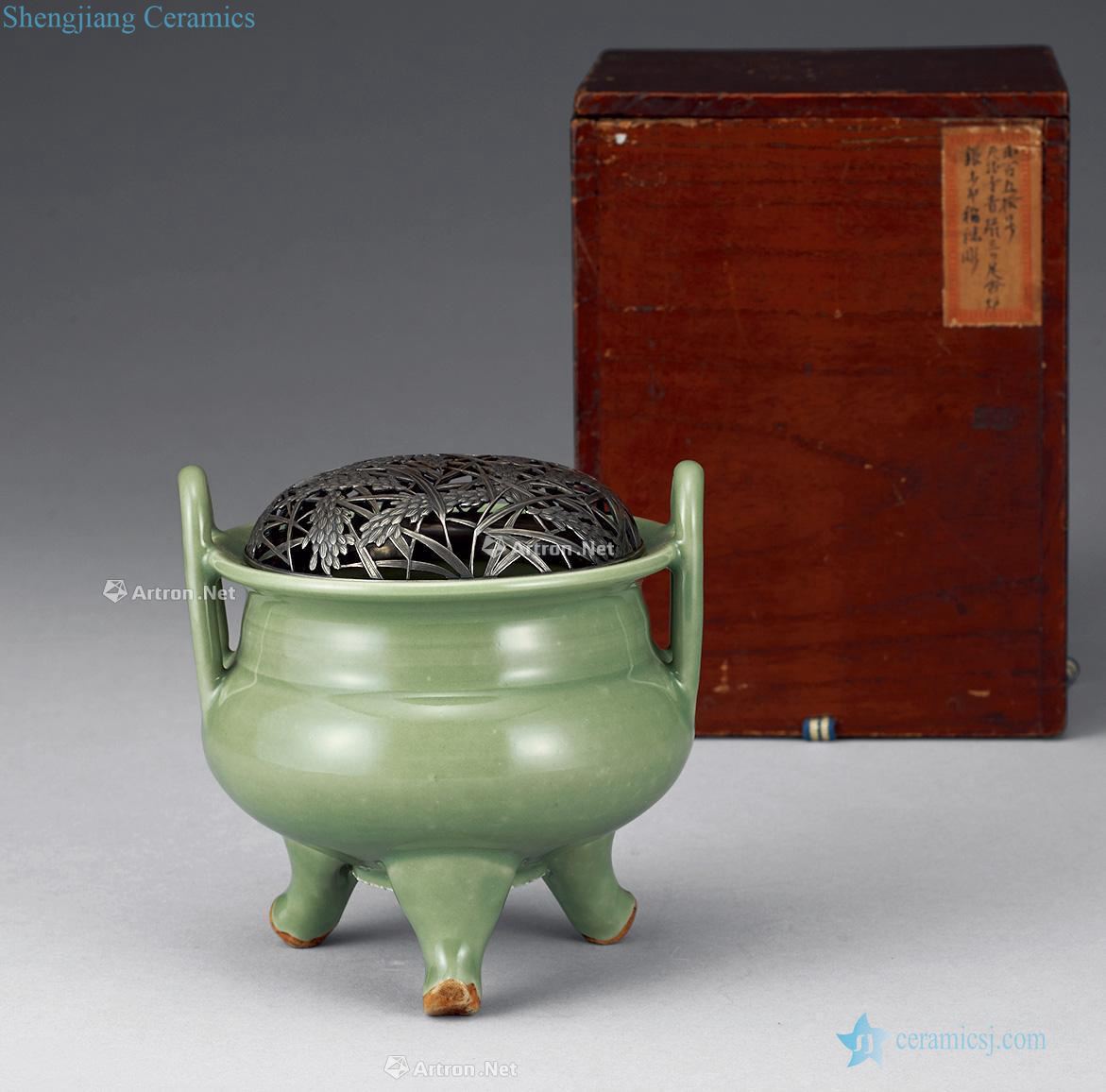 Ming Celadon three-legged incense burner
