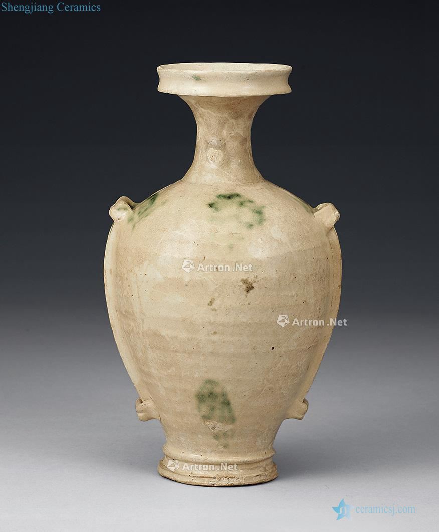 liao Green color craft vase