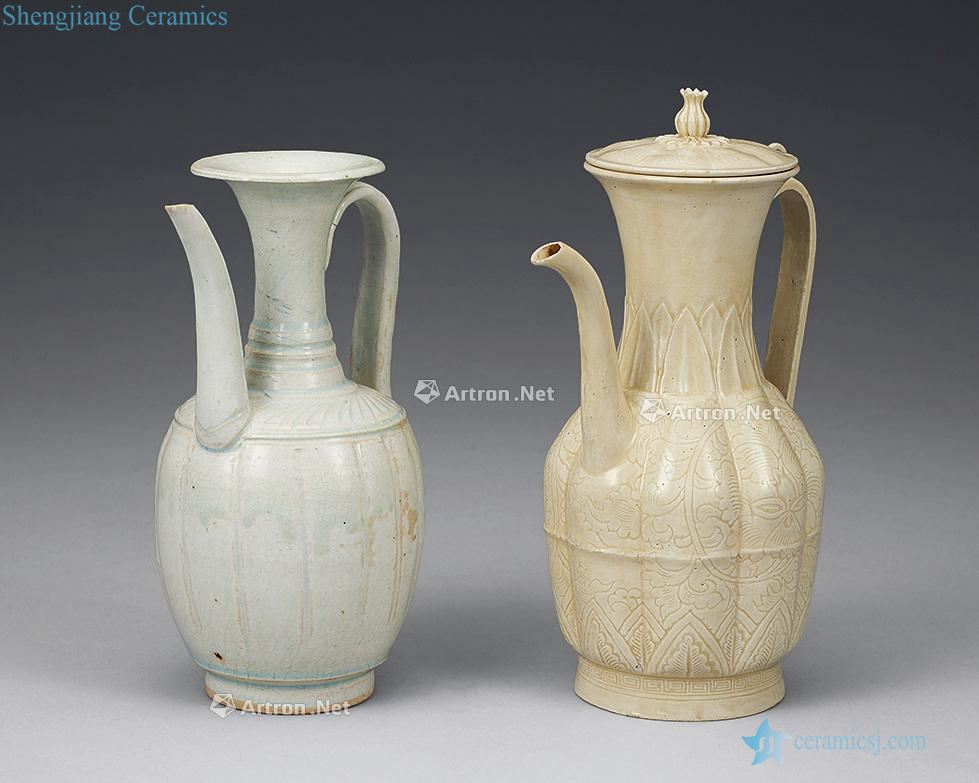 Song white glazed carved satisfied grain ewer, etc. (2)