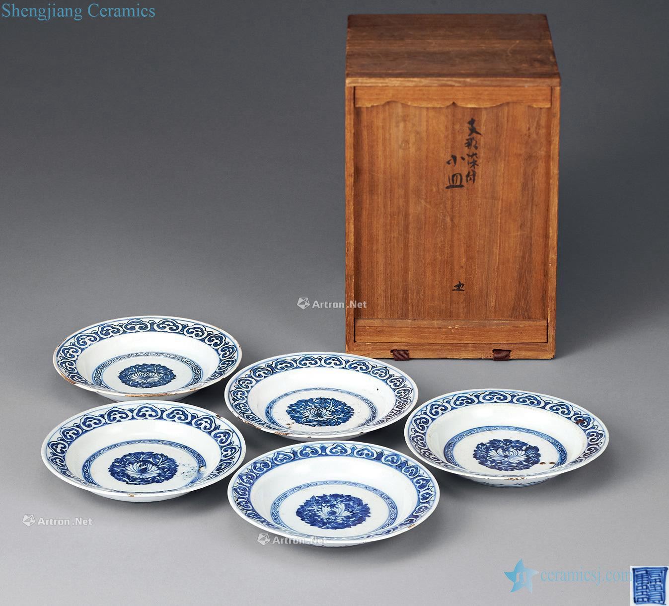 Qing dynasty blue and white flower tray (five guest)