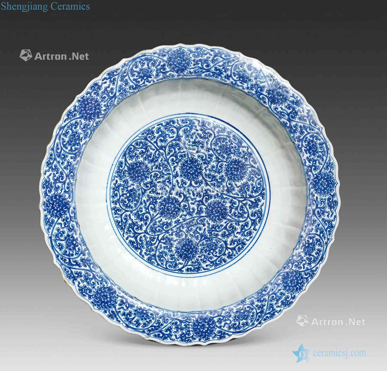 The qing emperor kangxi Blue and white lotus flower wen ling mouth the market