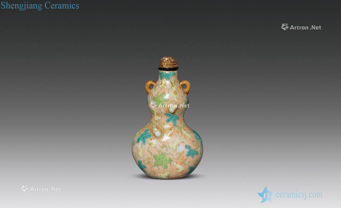 Qing qianlong ocean color embossed ten thousand generation wen snuff bottles