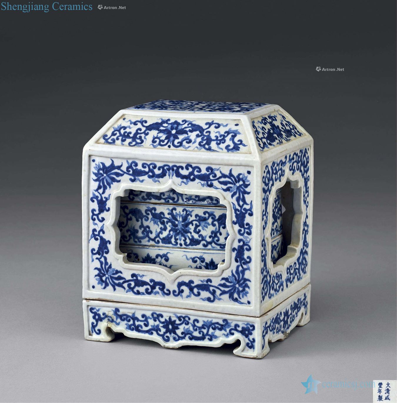 Qing xianfeng Blue and white flower boxes