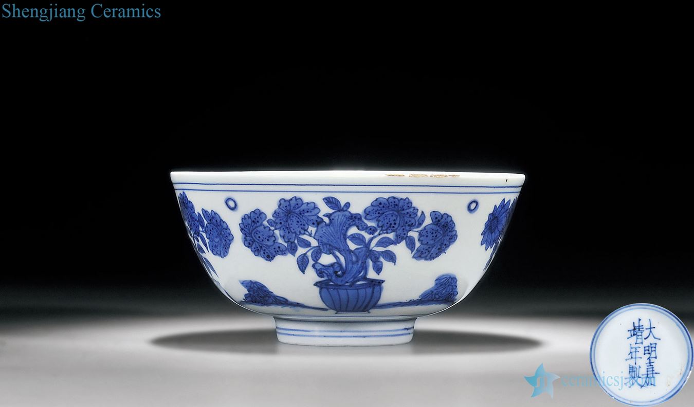 Ming jiajing Blue and white flower green-splashed bowls