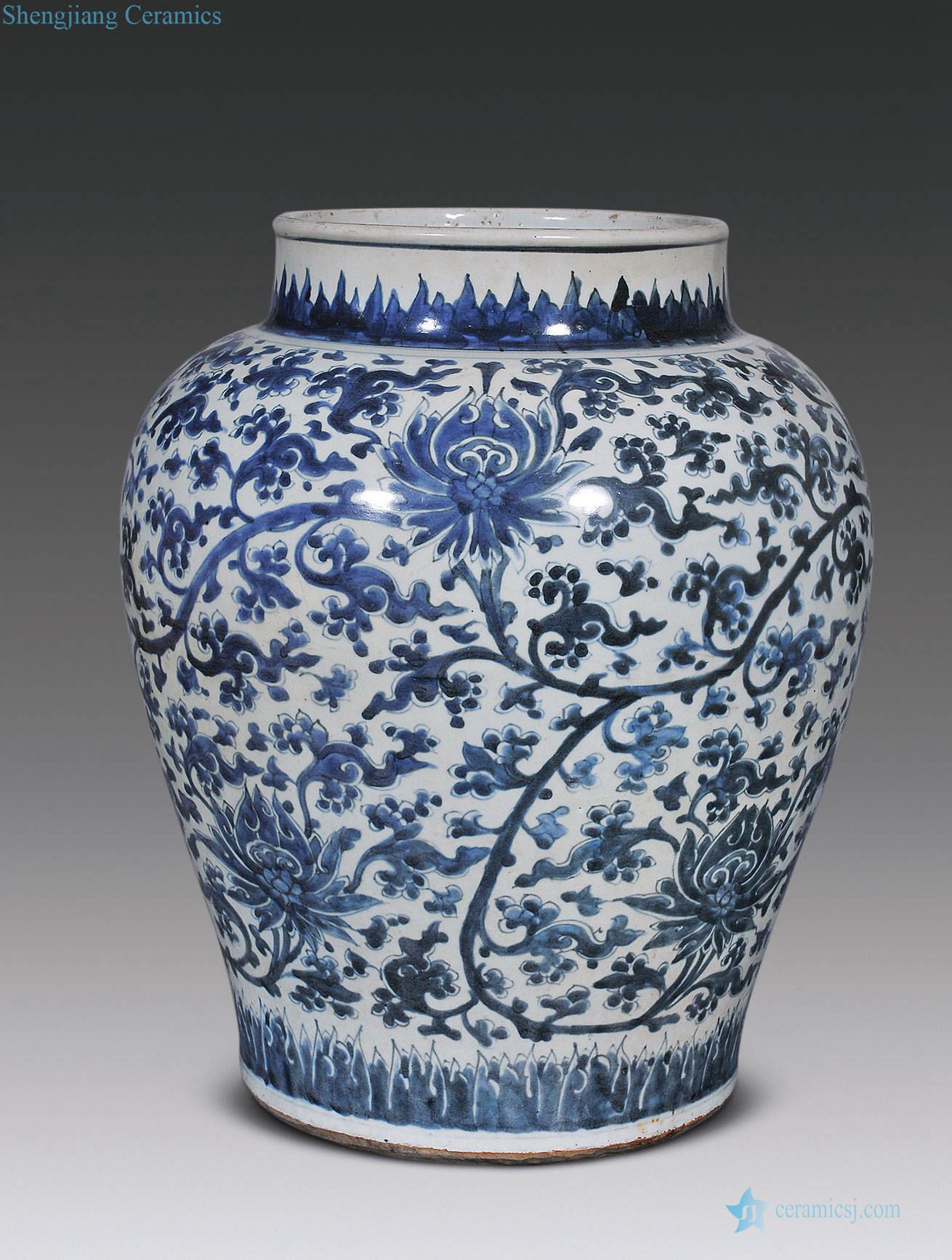 Qing shunzhi, kangxi Blue and white lotus flower grain big pot