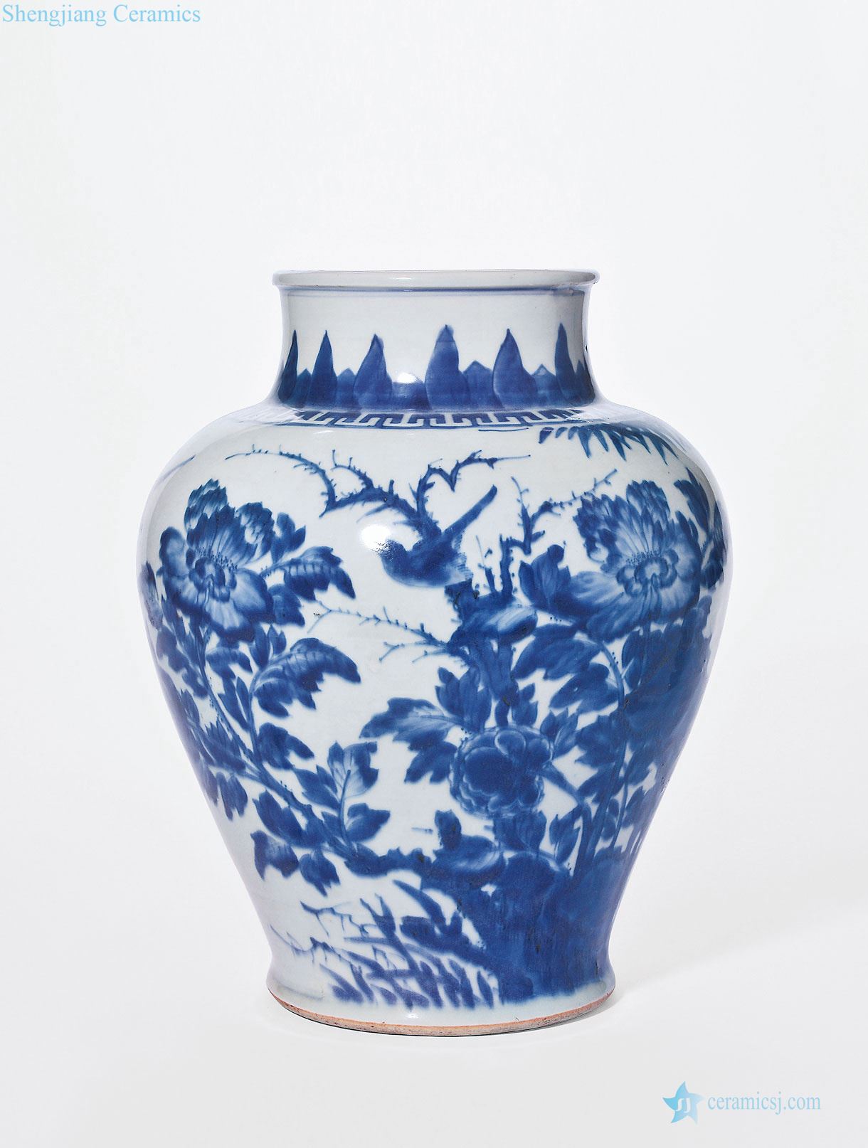 Qing shunzhi Blue and white peony ChunYan figure cans