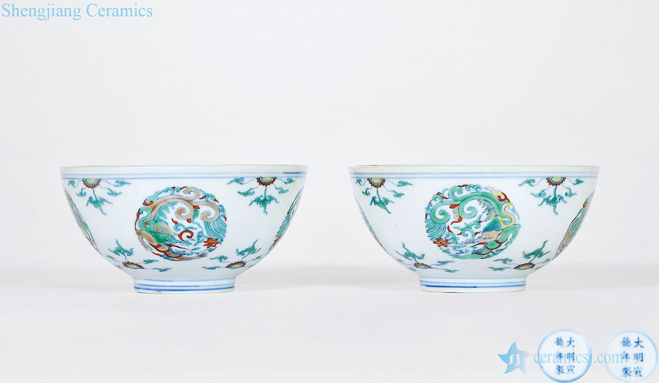 Mid qing Dou CaiTuan dragon bowl (a)