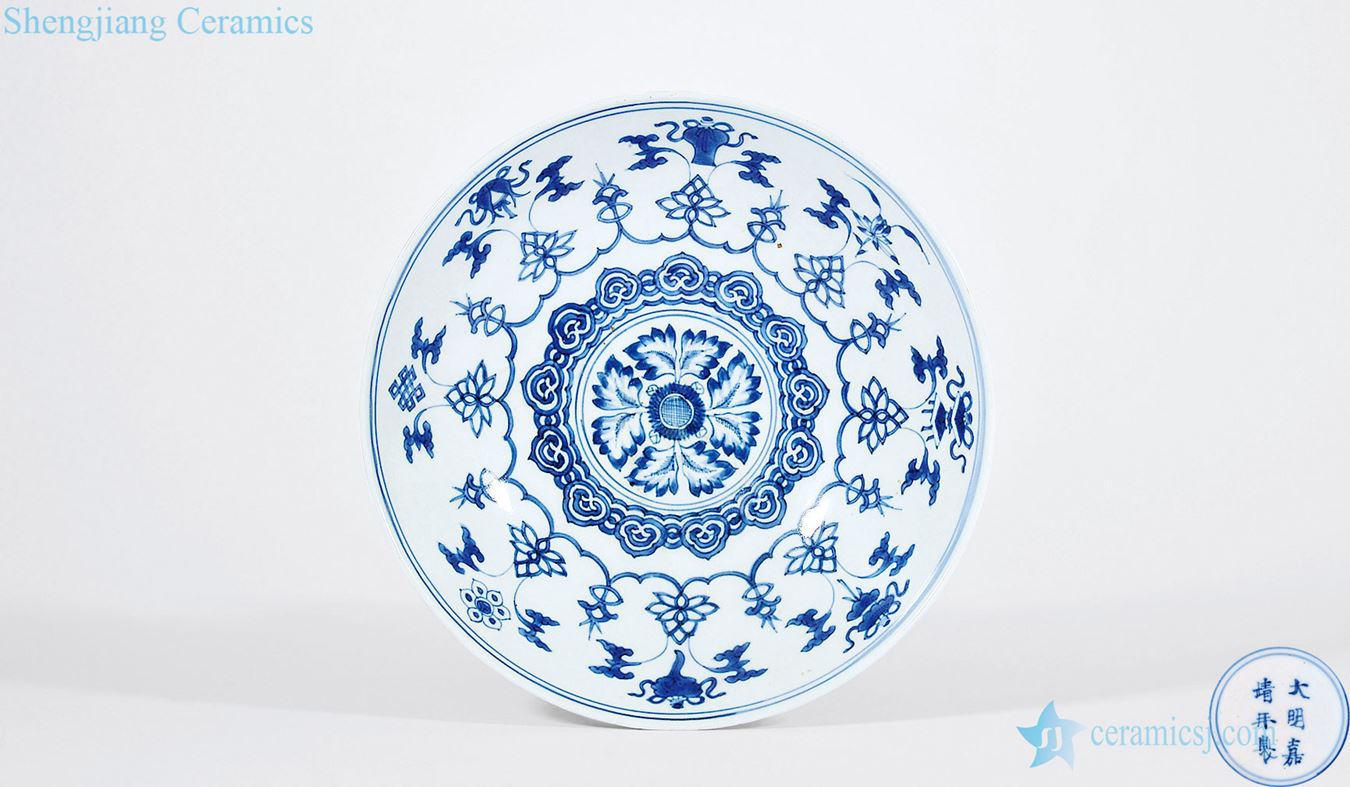 The qing emperor kangxi Blue and white tie up lotus flower sweet grain and hat to bowl
