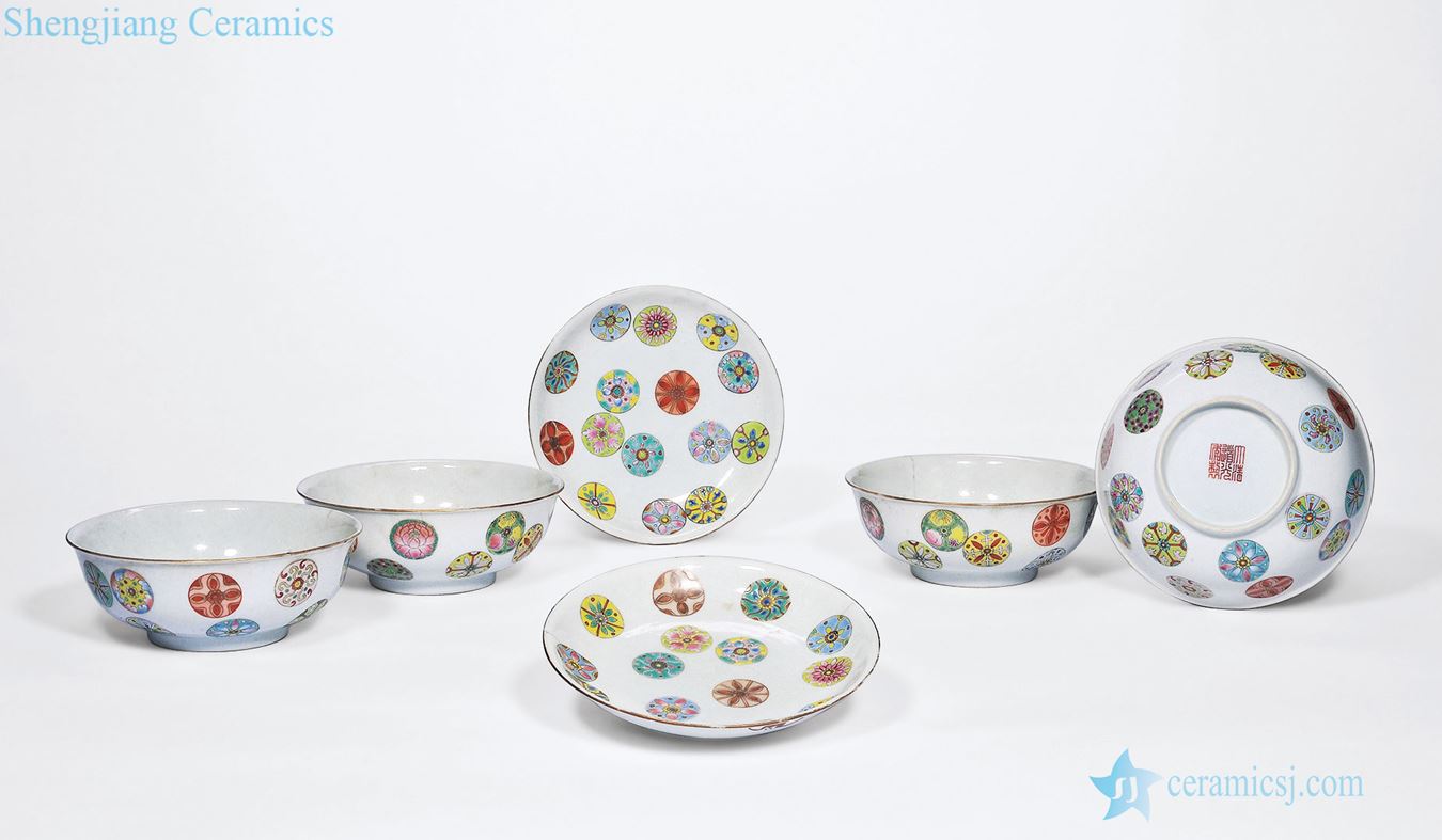 In late qing pastel group pattern bowl, plate (6)