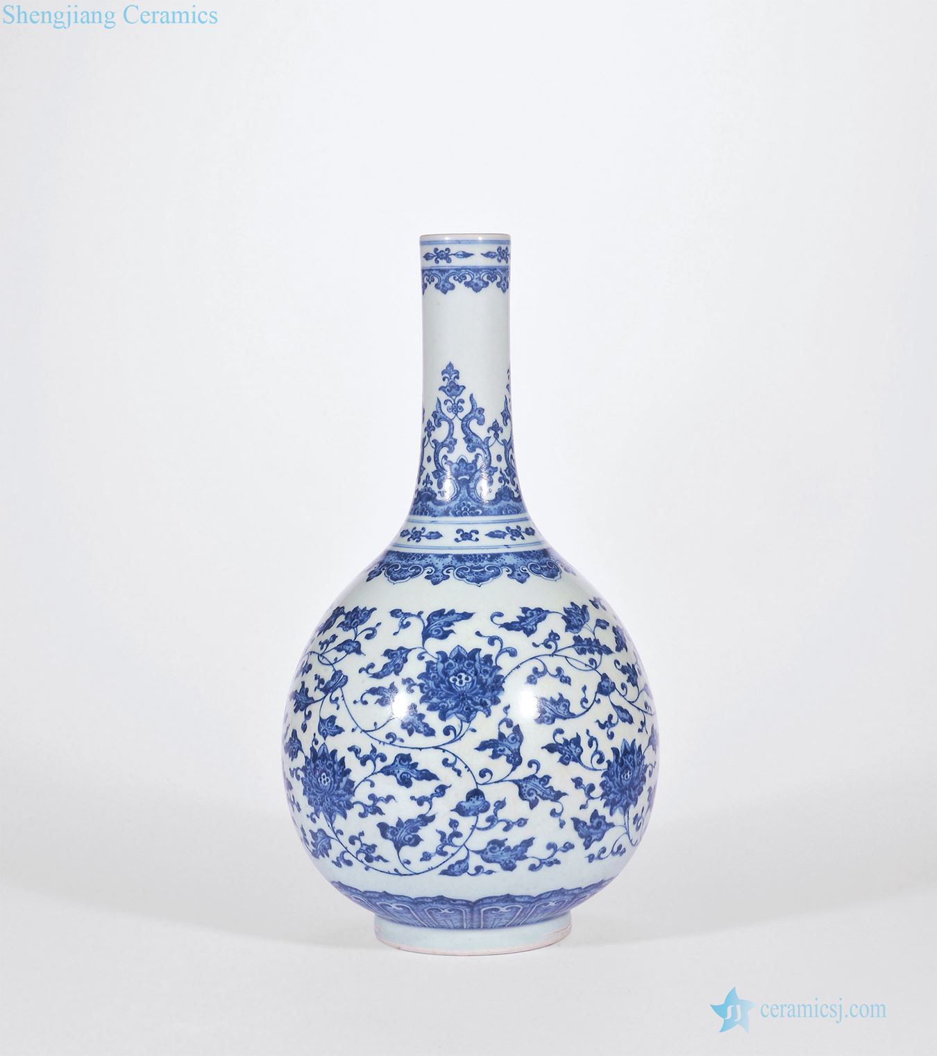 Qing qianlong Blue and white lotus flower grain gall bladder