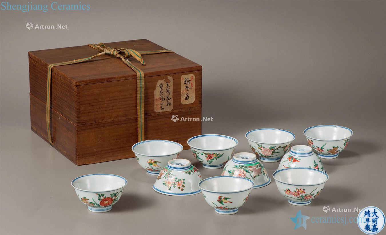 The late Ming dynasty Colorful flowers and birds grain cup (10)