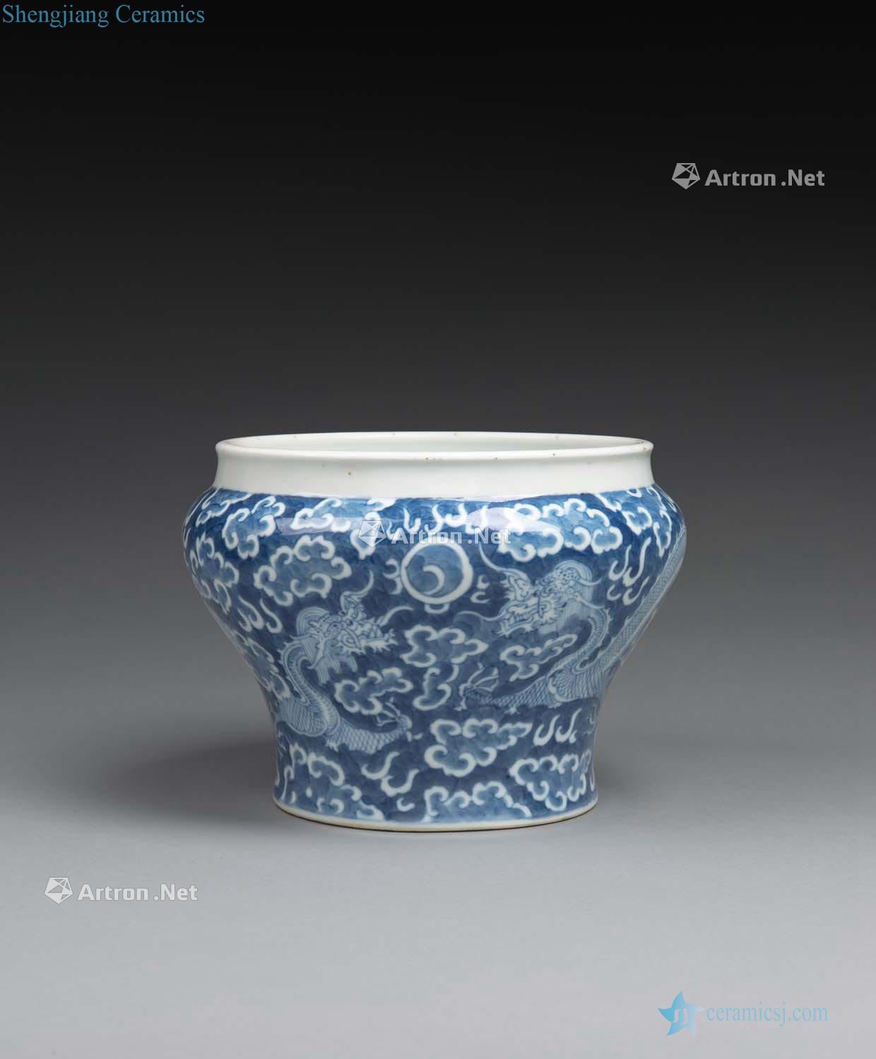The 19th to 20th century in the late qing dynasty porcelain jar