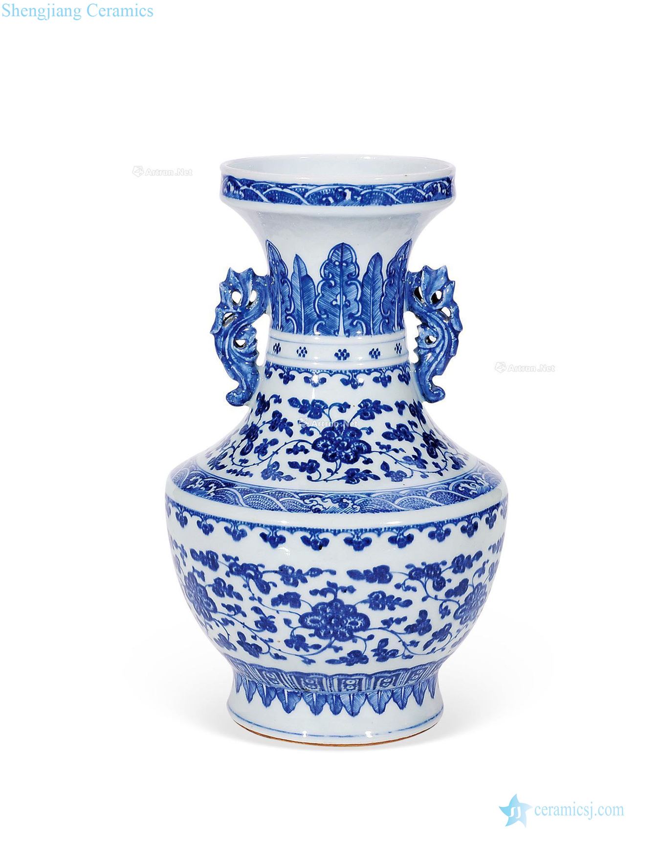 Qing yongzheng Blue and white lotus flower grain dish buccal bottle