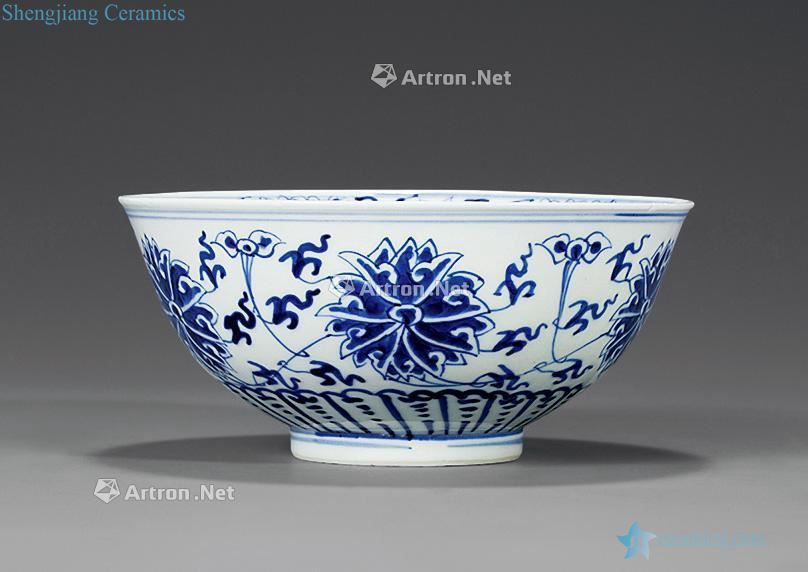 qing Blue and white lotus flower green-splashed bowls