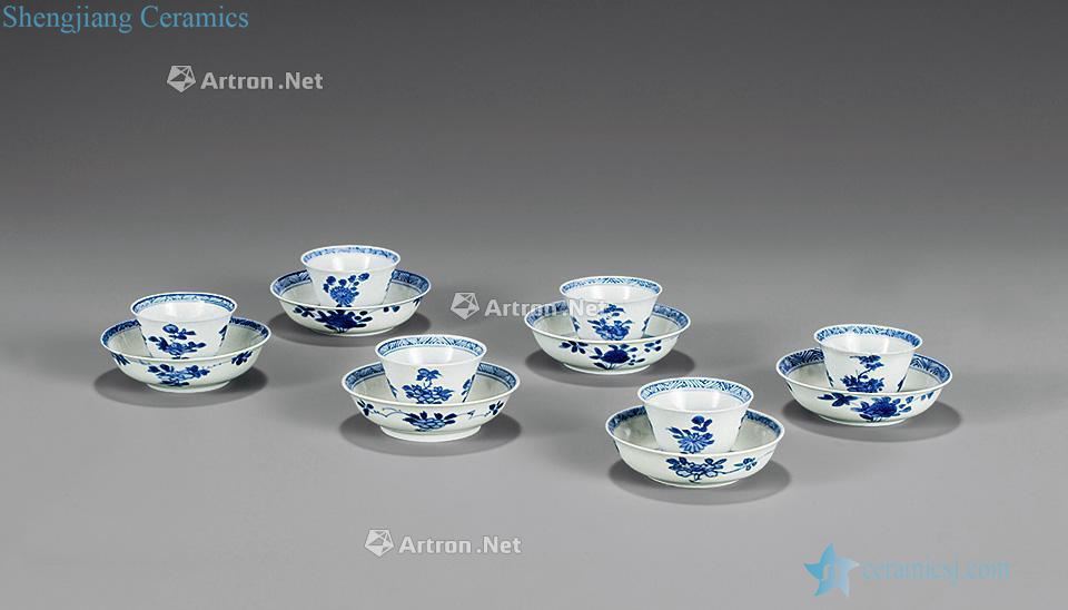 The qing emperor kangxi Blue and white floral print plates (6 sets)