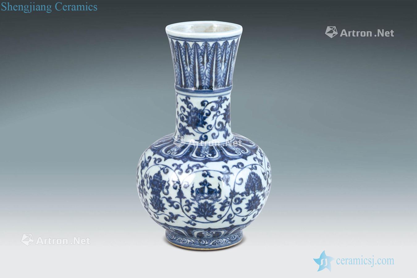 qing Blue and white flower grain bottle wrapped branches